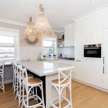 Bondi Breeze-Hosted By:L'Abode Accommodation Sydney Exterior photo